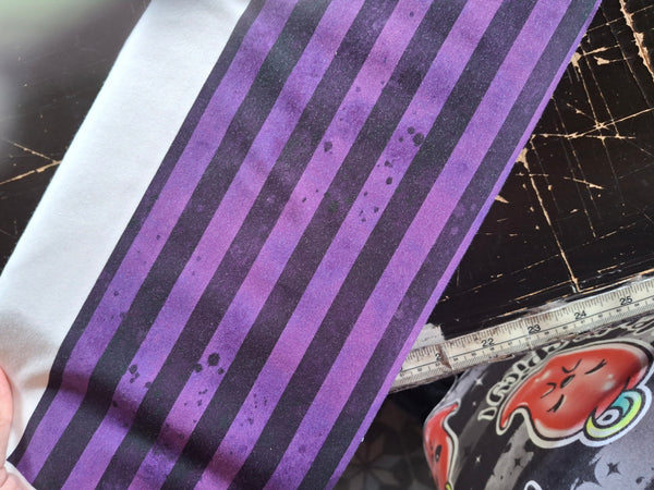 Purple grunge stripe printed jersey
