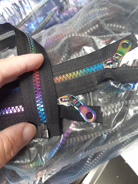 Open ended rainbow zipper